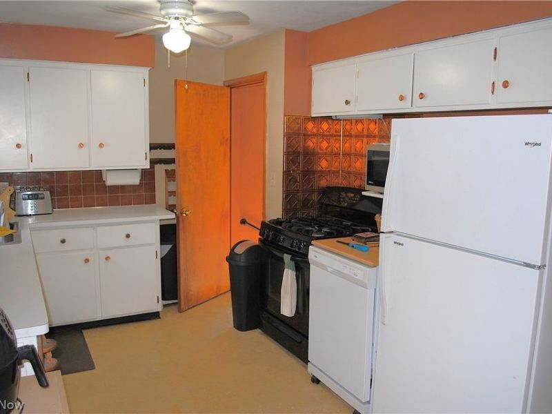 22990 Virginia Avenue, North Olmsted, OH 44070 Photo 11