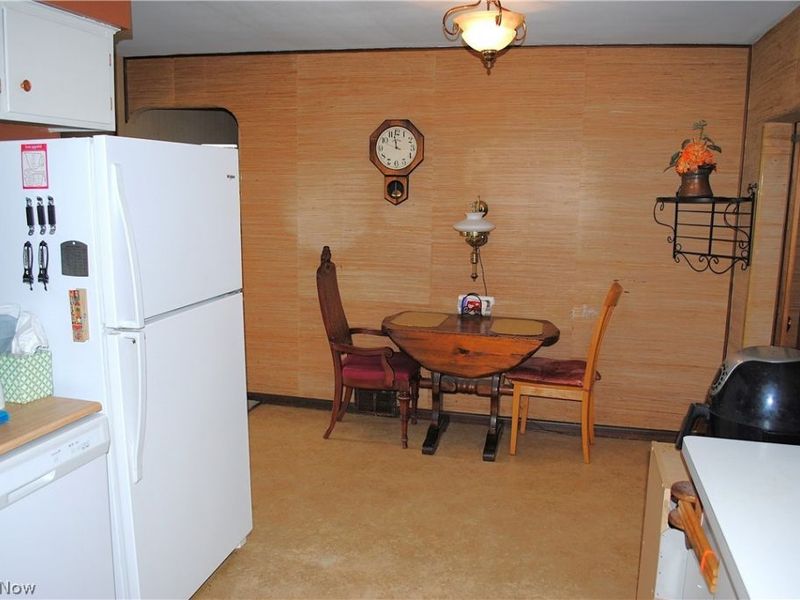 22990 Virginia Avenue, North Olmsted, OH 44070 Photo 12