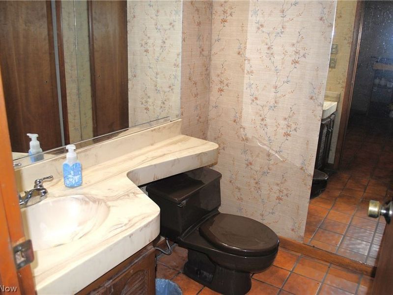 22990 Virginia Avenue, North Olmsted, OH 44070 Photo 18