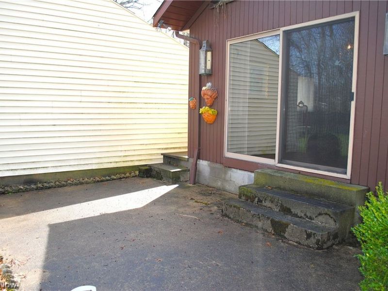 22990 Virginia Avenue, North Olmsted, OH 44070 Photo 28