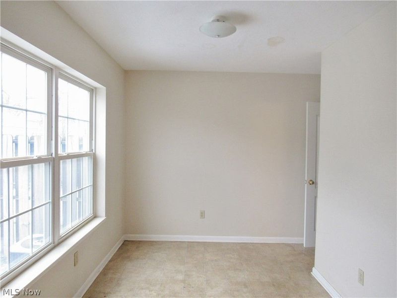 1609 E 66th Street, Cleveland, OH 44103 Photo 9