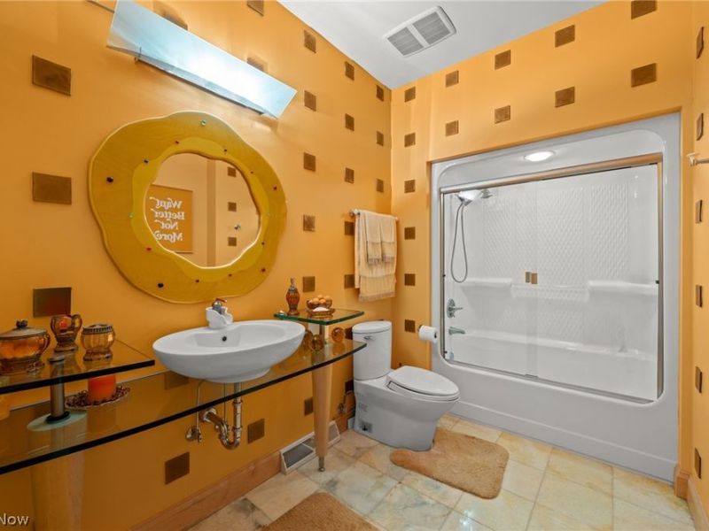 25 Brandon Court, Moreland Hills, OH 44022 Photo 38