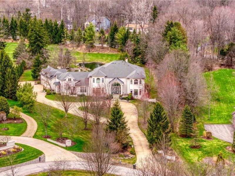 25 Brandon Court, Moreland Hills, OH 44022 Photo 5