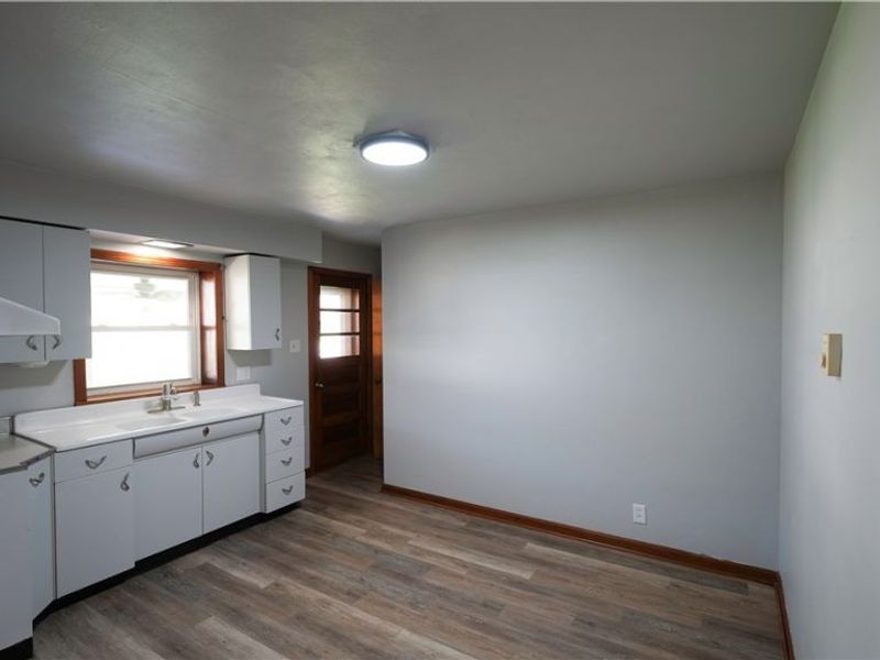 1016 Park Avenue, New Matamoras, OH 45767 Photo 4