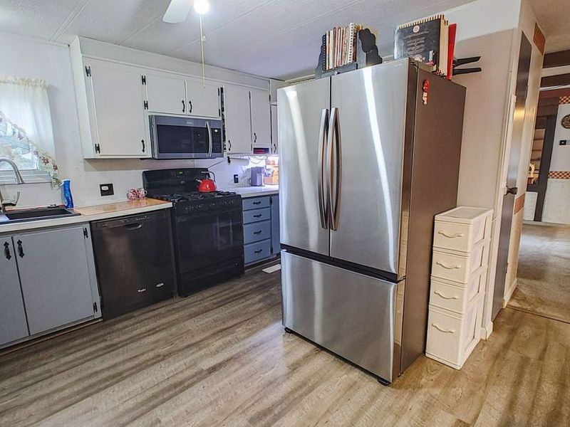 5122 Orangeville Kinsman Road NE, Burghill, OH 44404 Photo 5