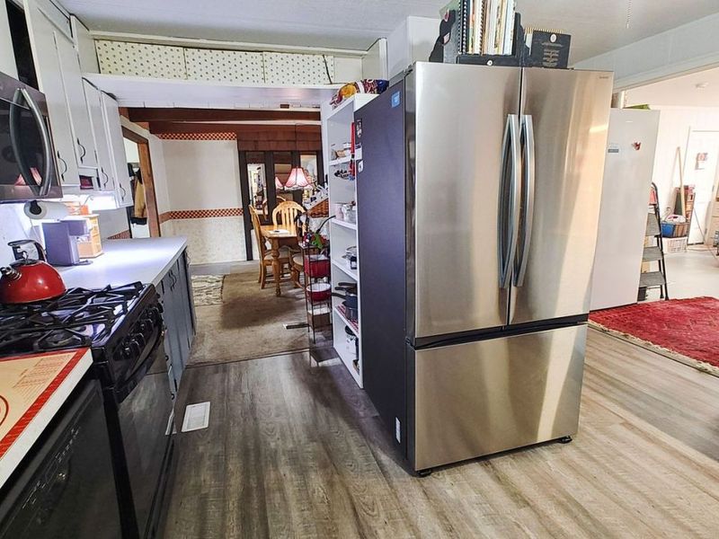 5122 Orangeville Kinsman Road NE, Burghill, OH 44404 Photo 7