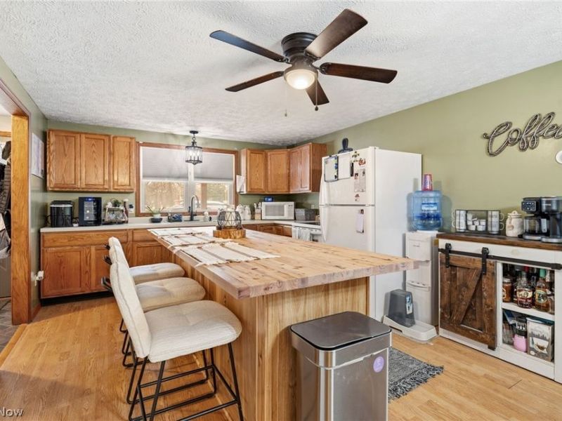 12032 Mercer Road NE, Alliance, OH 44601 Photo 11