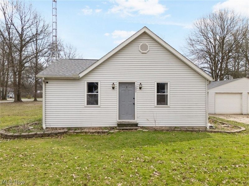 12032 Mercer Road NE, Alliance, OH 44601 Photo 3