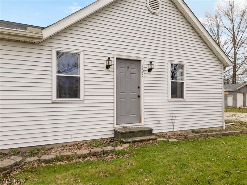 12032 Mercer Road NE, Alliance, OH 44601 Photo 4