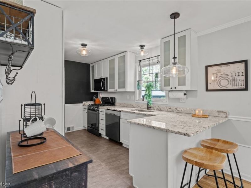 3387 Hollister Road, Cleveland Heights, OH 44118 Photo 12