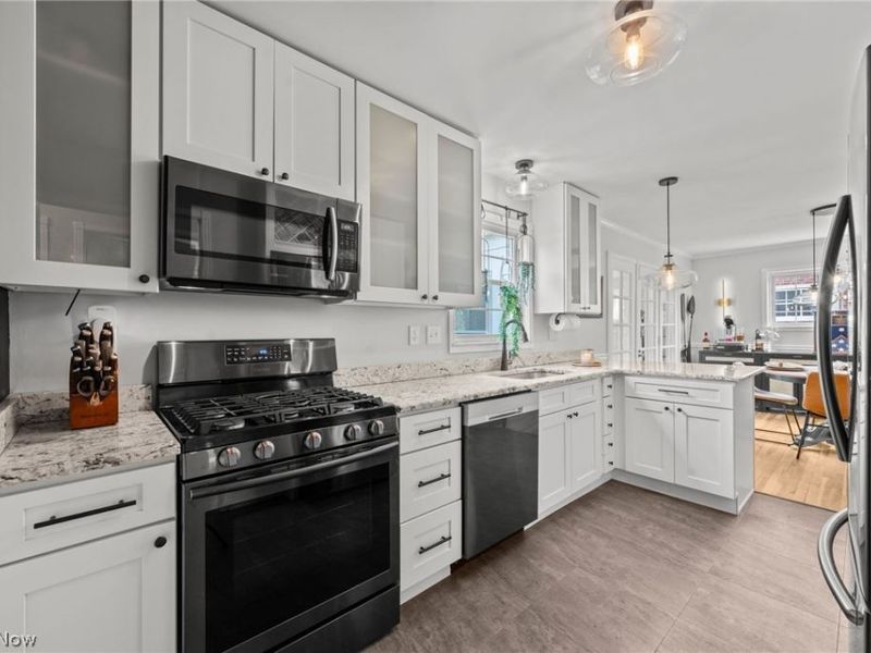 3387 Hollister Road, Cleveland Heights, OH 44118 Photo 13