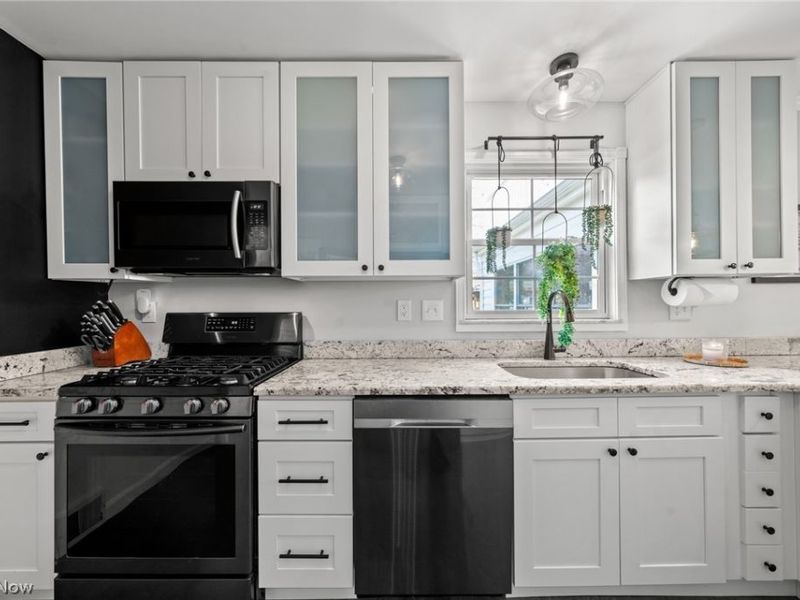 3387 Hollister Road, Cleveland Heights, OH 44118 Photo 14