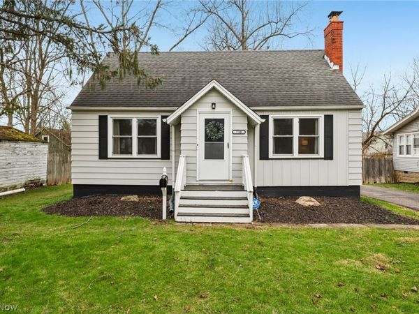 730 Washington Court , Bedford, OH 44146