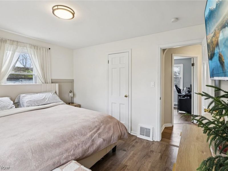 730 Washington Court , Bedford, OH 44146 Photo 15