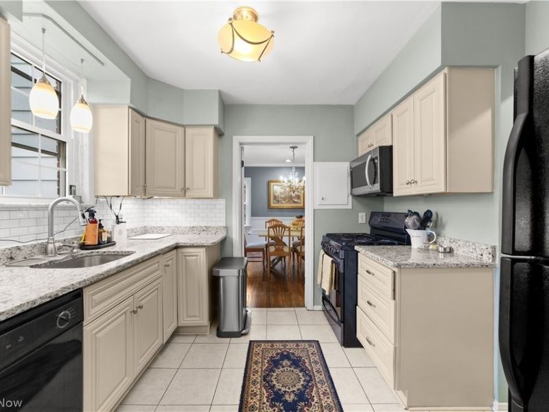 3687 Townley Road, Shaker Heights, OH 44122 Photo 15