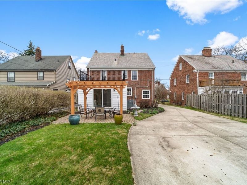 3687 Townley Road, Shaker Heights, OH 44122 Photo 3