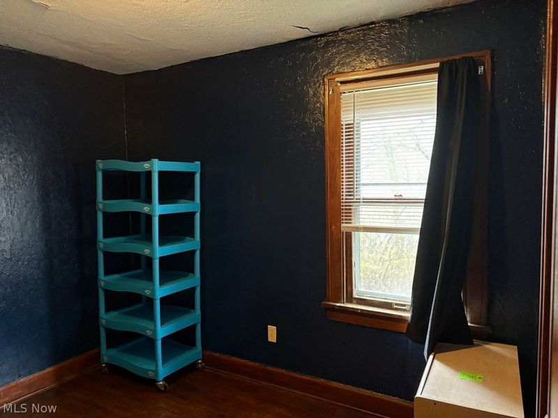 1377 Nichols Avenue, Lorain, OH 44053 Photo 12