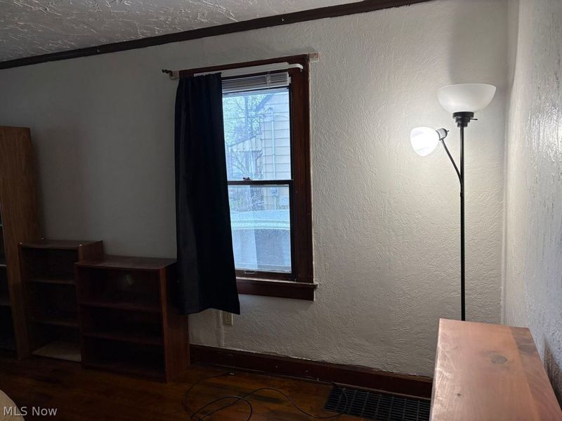 1377 Nichols Avenue, Lorain, OH 44053 Photo 6