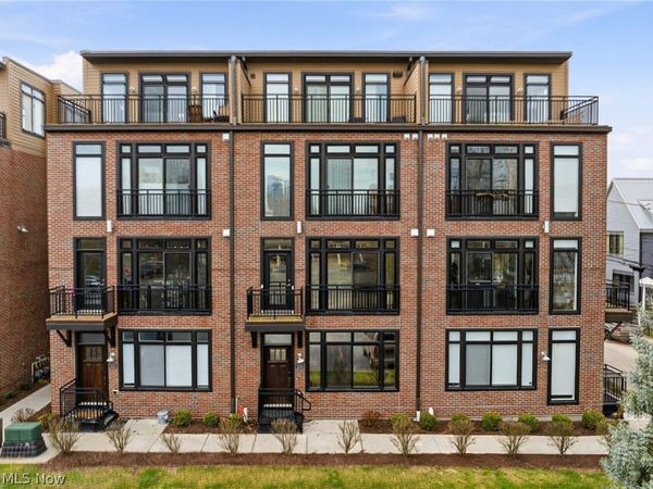 2253 W 19th Street , Cleveland, OH 44113