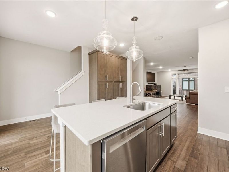 2253 W 19th Street, Cleveland, OH 44113 Photo 11