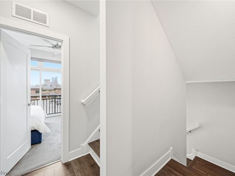 2253 W 19th Street, Cleveland, OH 44113 Photo 19