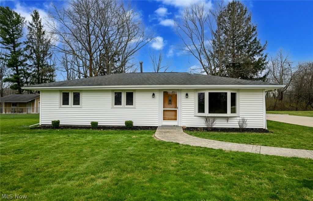 3826 Saint Nicholas Drive, Richfield, OH 44286