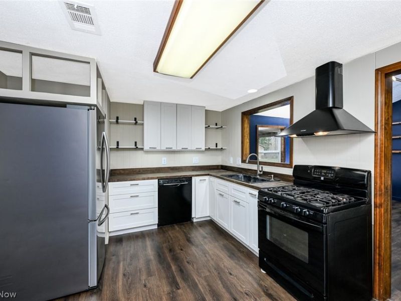 3826 Saint Nicholas Drive, Richfield, OH 44286 Photo 8