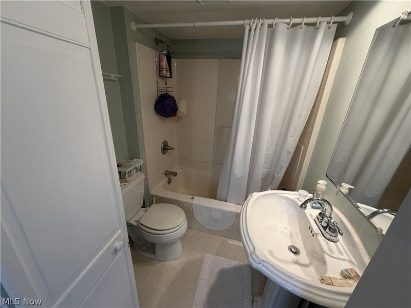 6648 Race Road NW, Strasburg, OH 44680 Photo 20