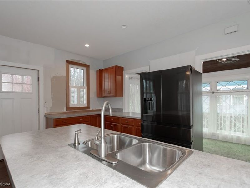 7680 Center Street , Mentor, OH 44060 Photo 15