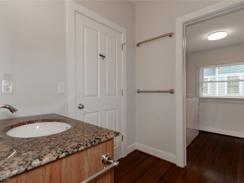 7680 Center Street , Mentor, OH 44060 Photo 23