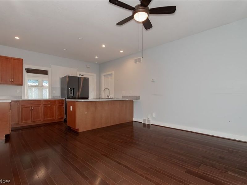 7680 Center Street , Mentor, OH 44060 Photo 9