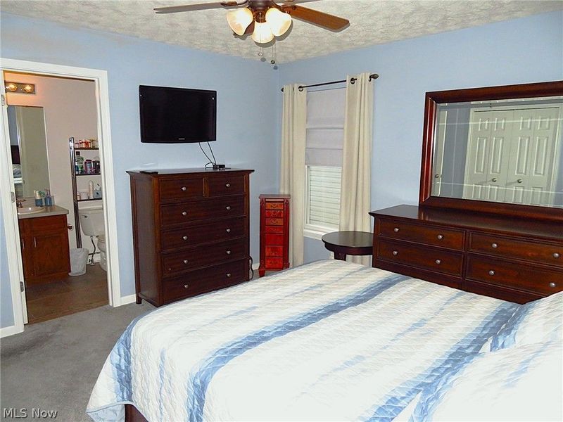 38205 Pelican Lake Drive, North Ridgeville, OH 44039 Photo 14