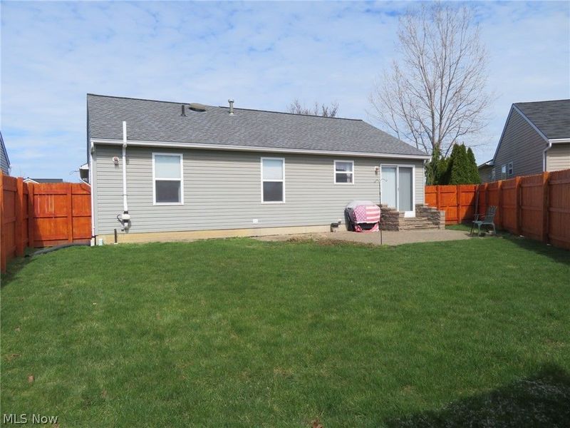 38205 Pelican Lake Drive, North Ridgeville, OH 44039 Photo 2