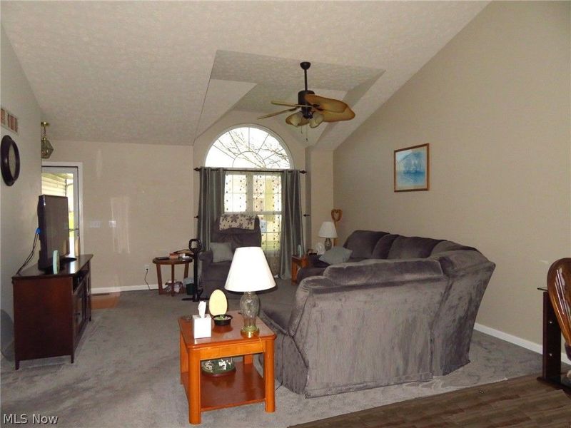 38205 Pelican Lake Drive, North Ridgeville, OH 44039 Photo 5