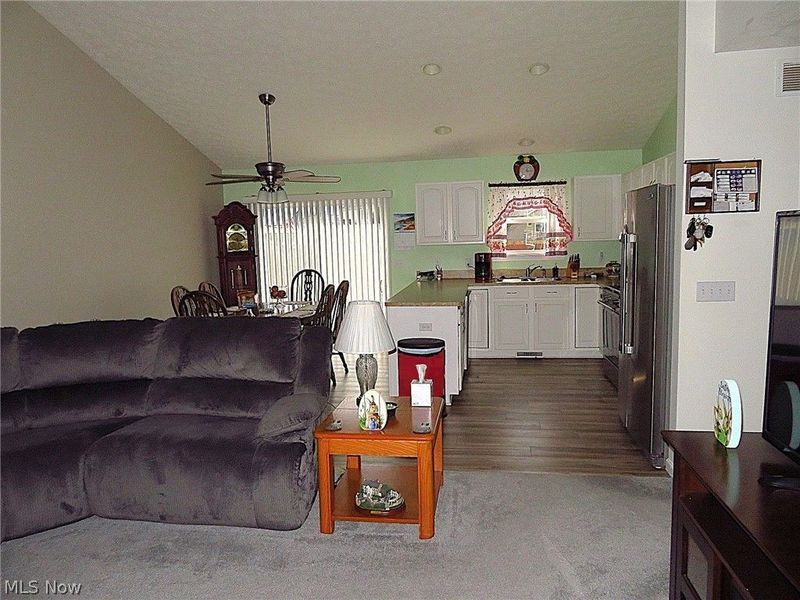 38205 Pelican Lake Drive, North Ridgeville, OH 44039 Photo 8