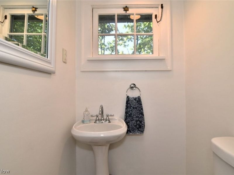 3180 Chadbourne Road, Shaker Heights, OH 44120 Photo 20