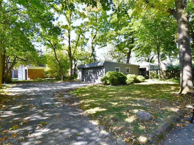 3180 Chadbourne Road, Shaker Heights, OH 44120 Photo 36