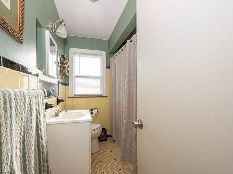 425 Tudor Lane, Boardman, OH 44512 Photo 16