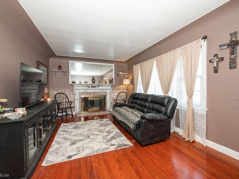 425 Tudor Lane, Boardman, OH 44512 Photo 3