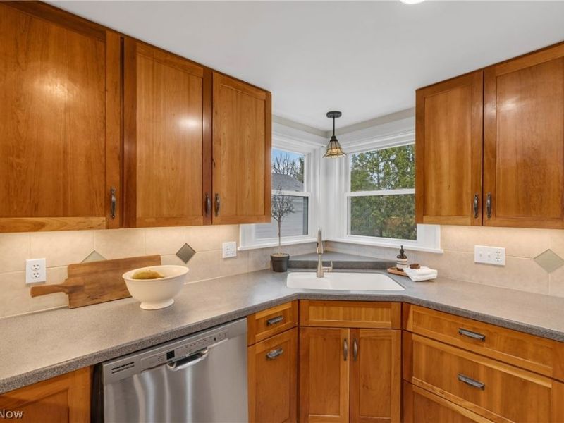 332 Arundel Road , Rocky River, OH 44116 Photo 11