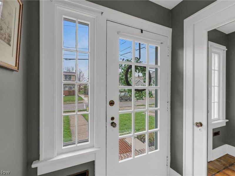 332 Arundel Road , Rocky River, OH 44116 Photo 2