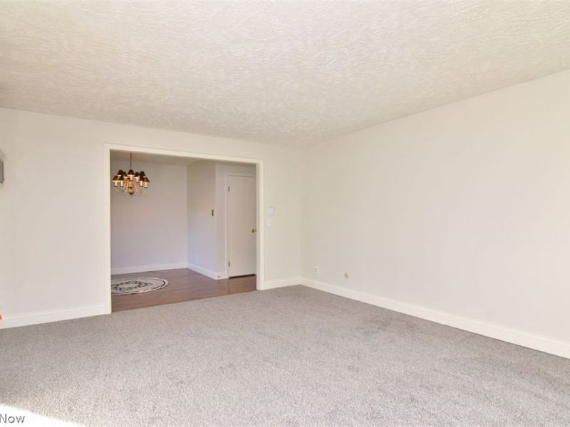 11106 Kimmeridge Trail, Unit 9B, Newbury, OH 44065 Photo 10