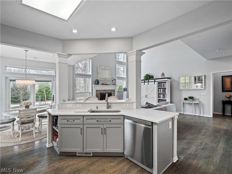 33882 Crown Colony Drive, Avon, OH 44011 Photo 12