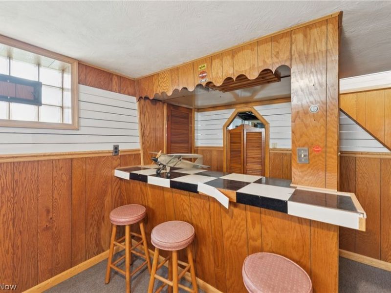 3714 Henritze Avenue, Cleveland, OH 44109 Photo 28