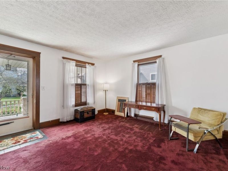 3714 Henritze Avenue, Cleveland, OH 44109 Photo 5