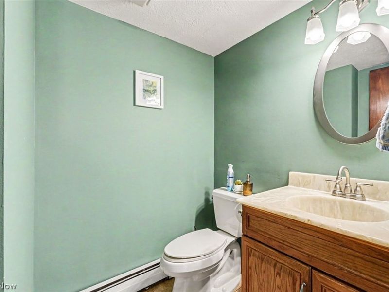 2192 Chimney Ridge Dr, Madison, OH 44057 Photo 17