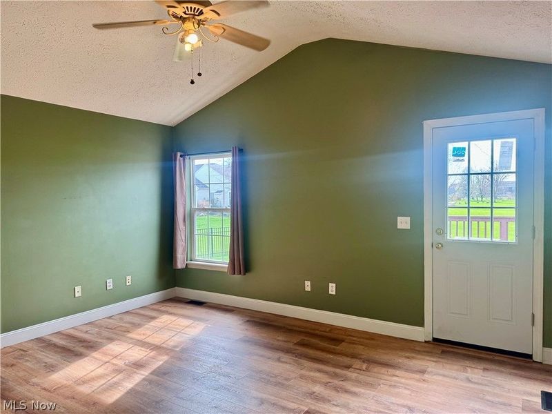 9028 Victoria Lane, North Ridgeville, OH 44039 Photo 12