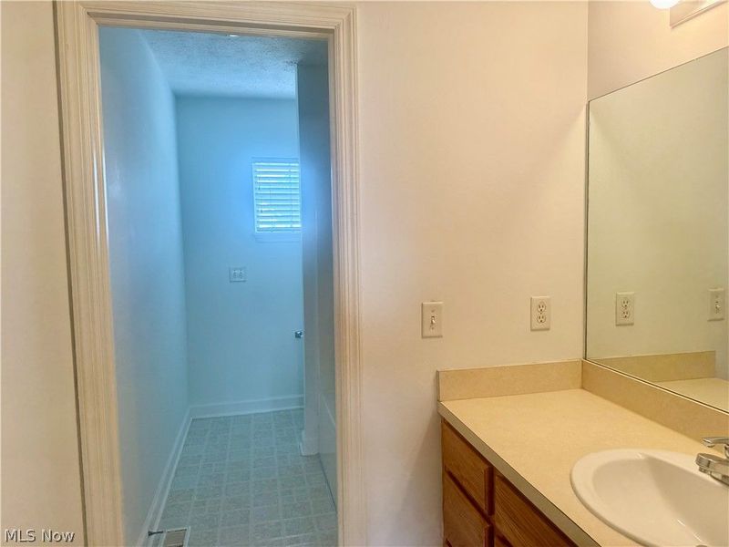 9028 Victoria Lane, North Ridgeville, OH 44039 Photo 20