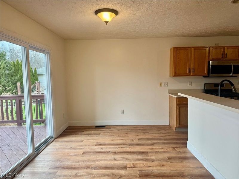 9028 Victoria Lane, North Ridgeville, OH 44039 Photo 8