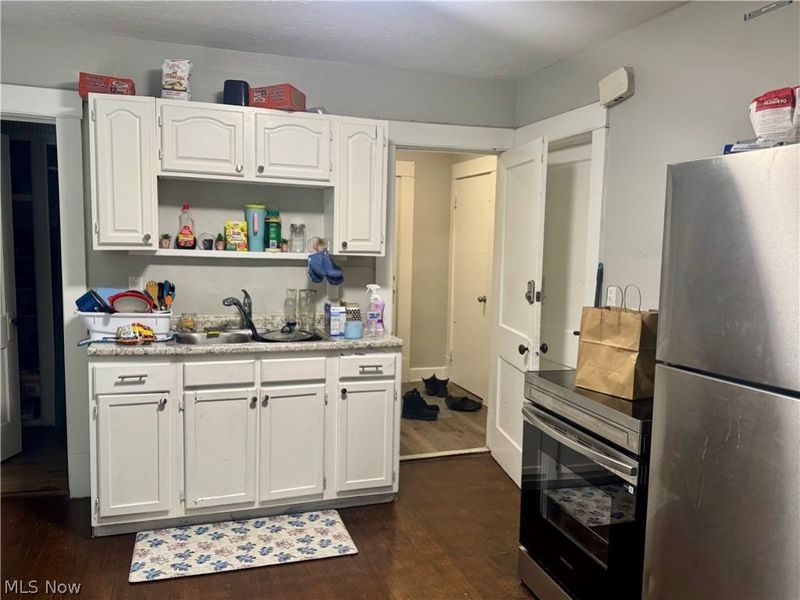 12016 Continental Avenue, Cleveland, OH 44120 Photo 3